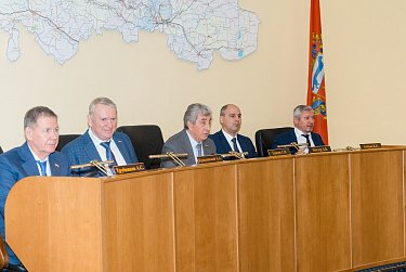 Бюджет принят в первом чтении    